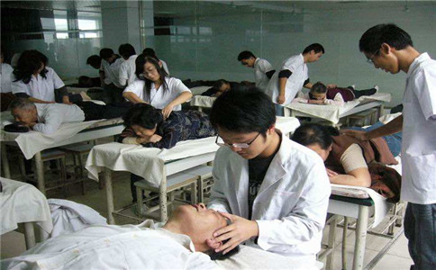 成都卫校康复治疗专业图