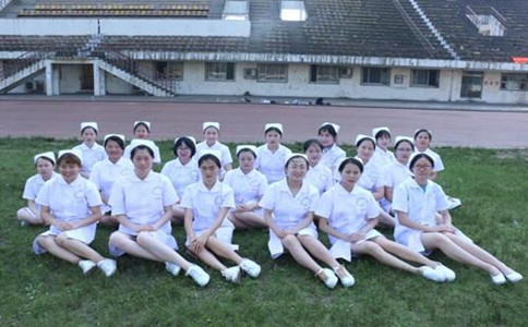 成都卫校专业图