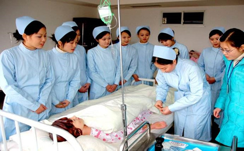 成都卫校护理专业图