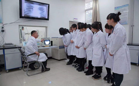 成都卫校医学影像专业图 