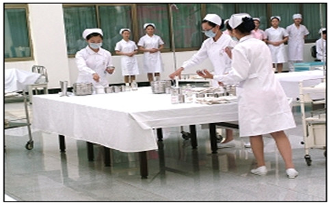 成都卫校护理专业图