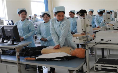 成都卫校护理专业图