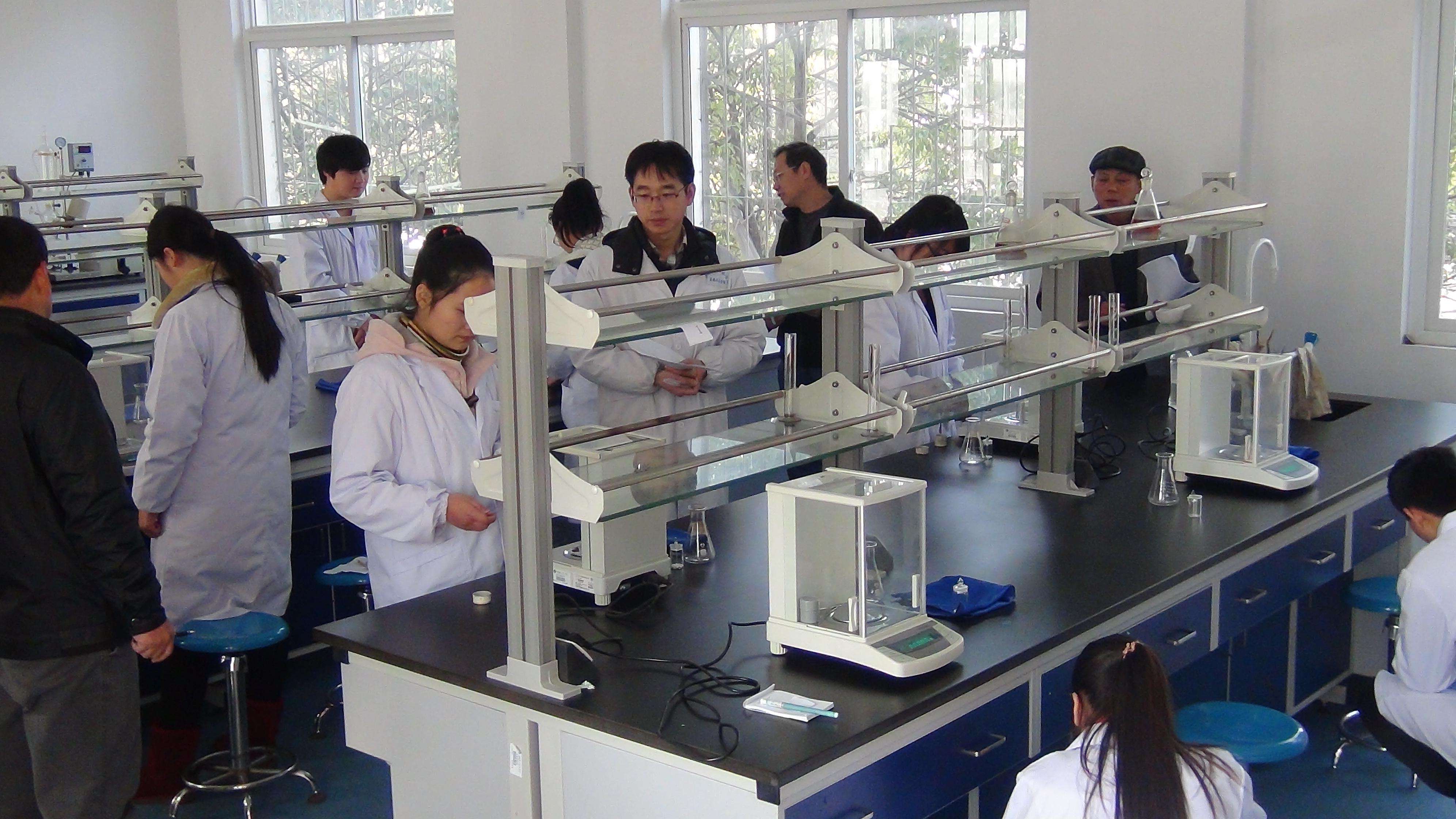 成都卫校专业图